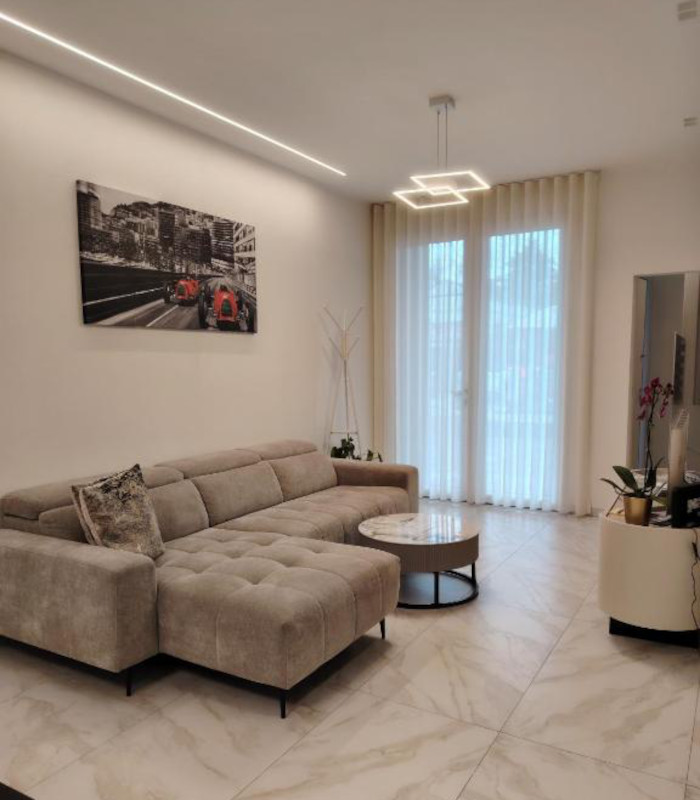 holiday-home-varese-gallery-003